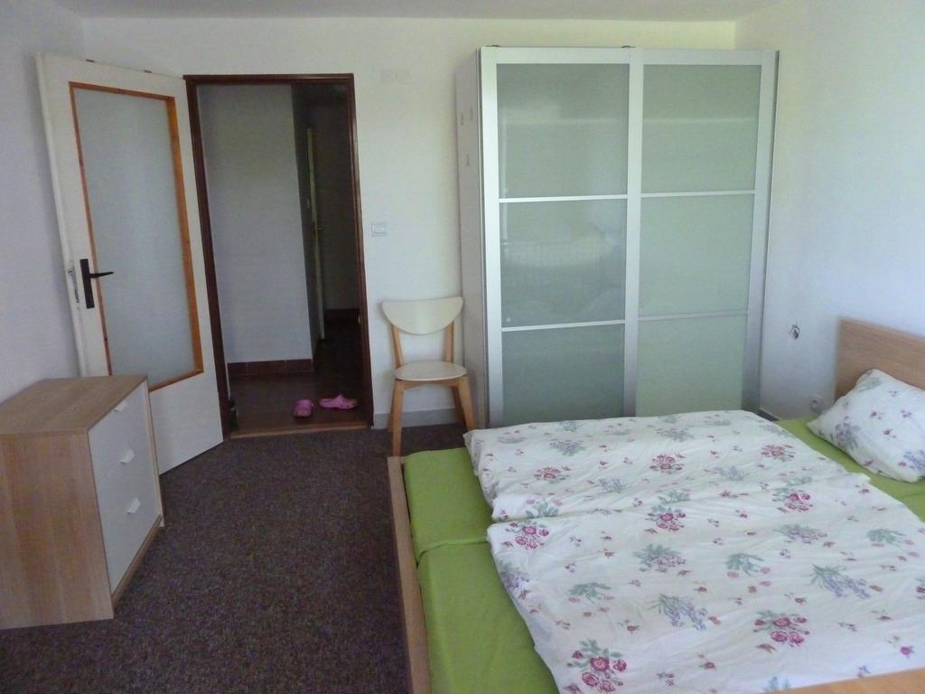 Ubytování Vinohrady 73 Znojmo Esterno foto